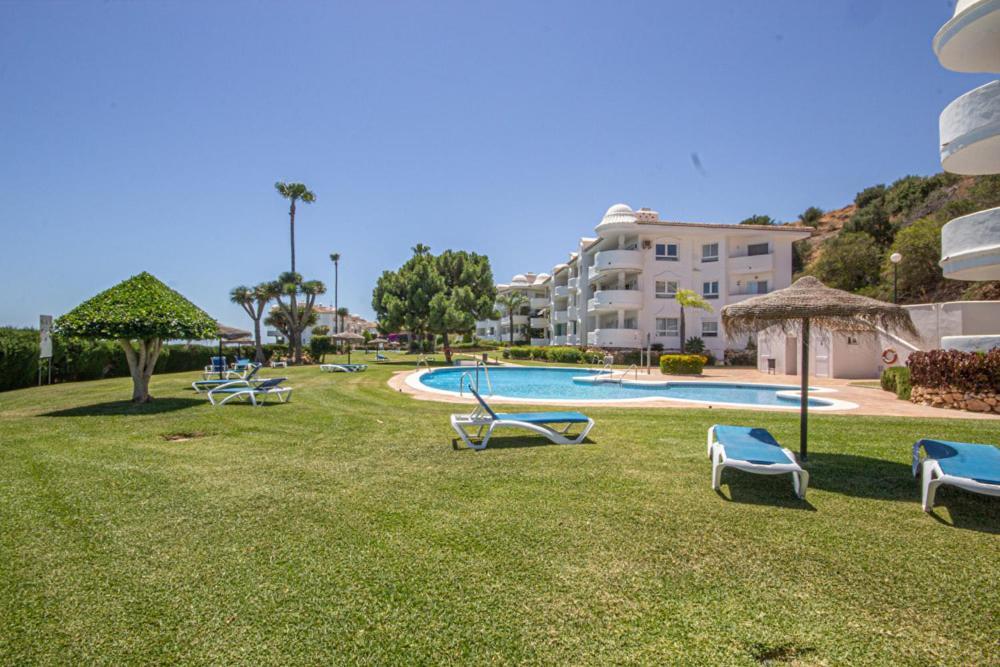 Wonderful 2 Bed Apartment With Stunning Sea Views Sitio de Calahonda Exterior photo