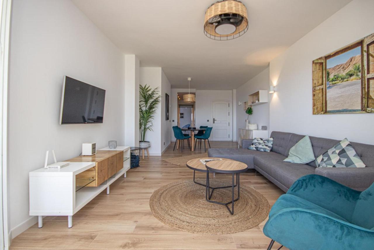 Wonderful 2 Bed Apartment With Stunning Sea Views Sitio de Calahonda Exterior photo